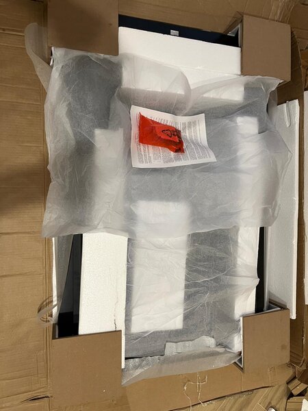 Masa dining extensibila neagra din ceramica Metropol– noua, nefolosita